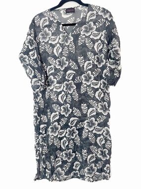 Mural floral lightweight sheer hibiscus Hawaiian print kaftan cover up size M/L